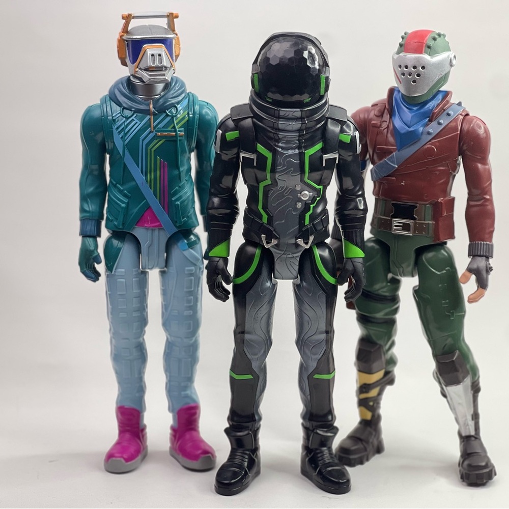 Fortnite DJ Yonder Epic Games,Victory Series Poseable 12” Toy Action Figure